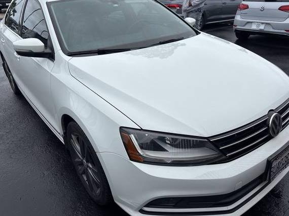VOLKSWAGEN JETTA 2018 3VWL17AJ1JM201895 image