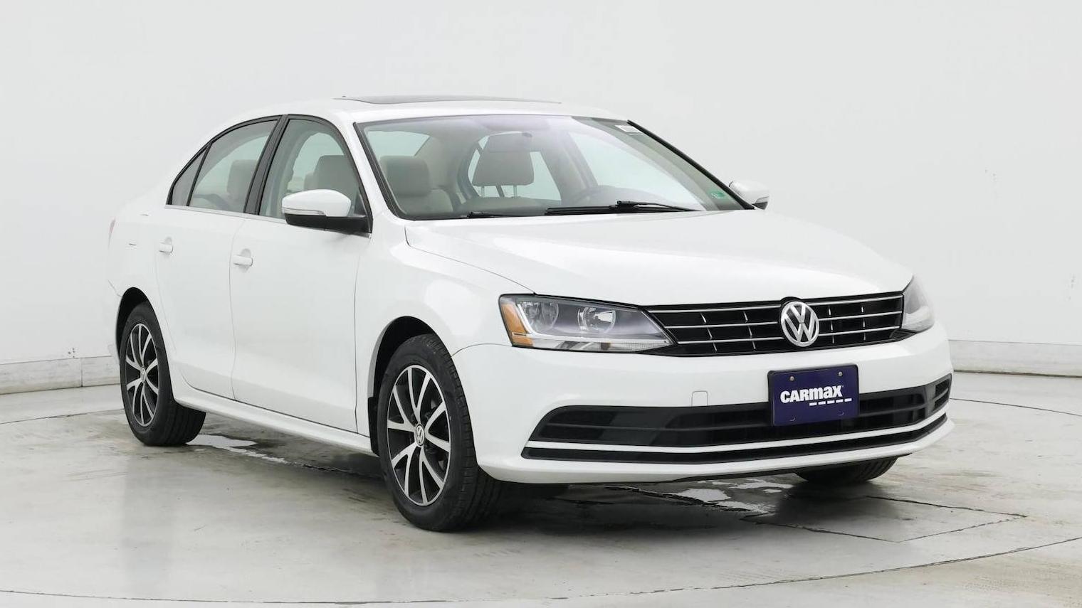 VOLKSWAGEN JETTA 2018 3VWDB7AJ7JM230173 image