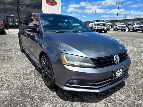 VOLKSWAGEN JETTA 2018 3VWD17AJ3JM213700 image