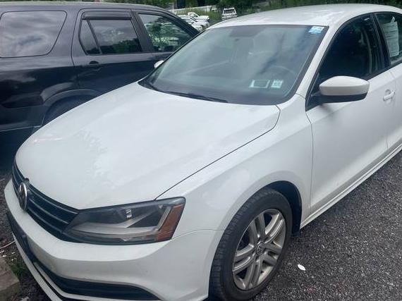 VOLKSWAGEN JETTA 2018 3VW2B7AJ3JM237239 image