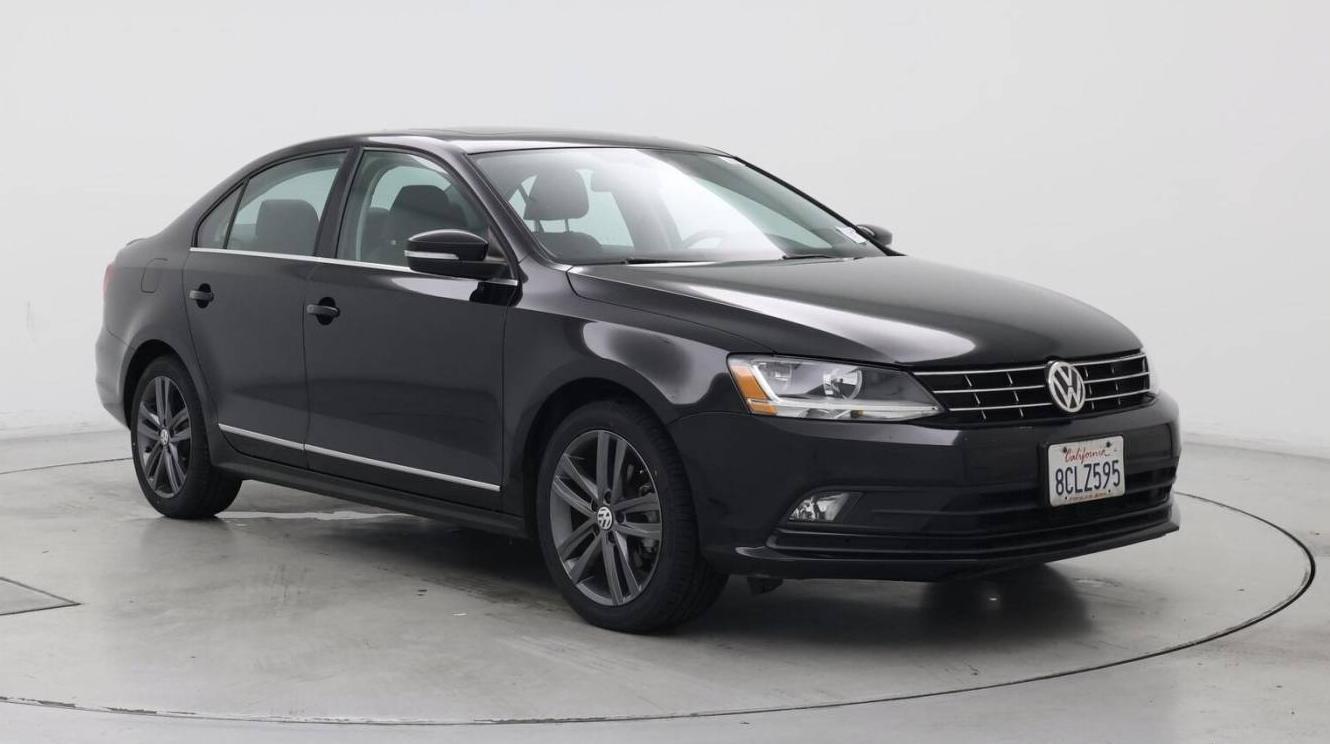 VOLKSWAGEN JETTA 2018 3VWL17AJ1JM226036 image