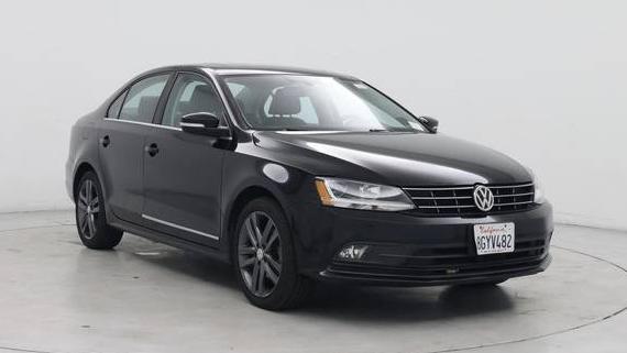 VOLKSWAGEN JETTA 2018 3VWL17AJ1JM226067 image