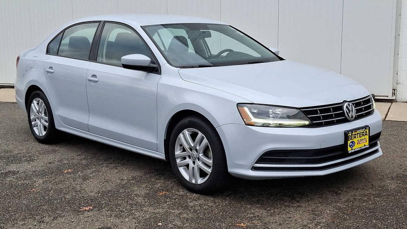 VOLKSWAGEN JETTA 2018 3VW2B7AJ1JM215580 image