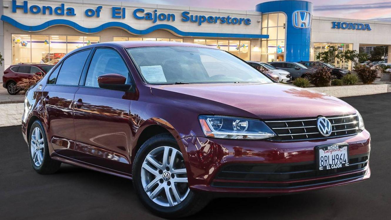 VOLKSWAGEN JETTA 2018 3VW2B7AJ1JM257828 image