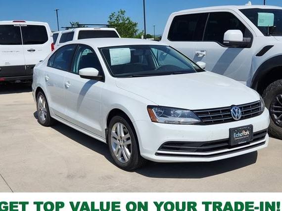 VOLKSWAGEN JETTA 2018 3VW2B7AJ7JM234571 image
