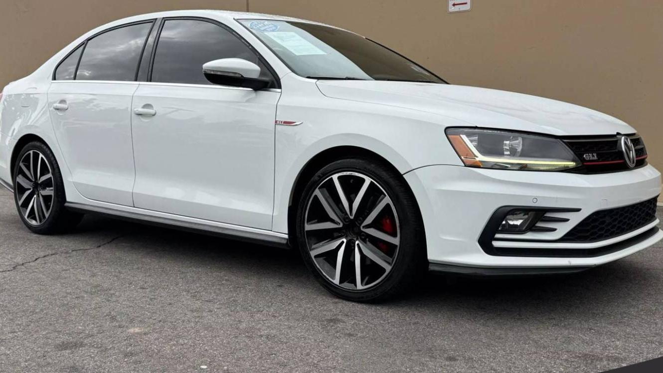 VOLKSWAGEN JETTA 2018 3VW4T7AJ4JM220942 image