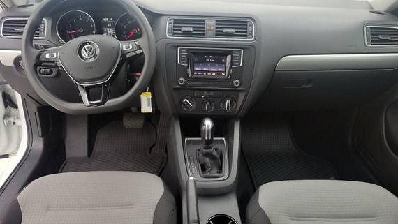 VOLKSWAGEN JETTA 2017 3VW2B7AJ8HM260218 image