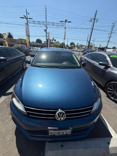 VOLKSWAGEN JETTA 2017 3VWL17AJ9HM262549 image