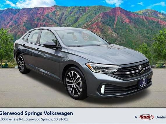 VOLKSWAGEN JETTA 2024 3VWBM7BU6RM053797 image