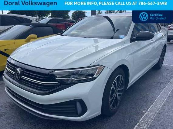 VOLKSWAGEN JETTA 2024 3VWBM7BU8RM078572 image