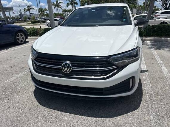 VOLKSWAGEN JETTA 2024 3VWBM7BU2RM026399 image