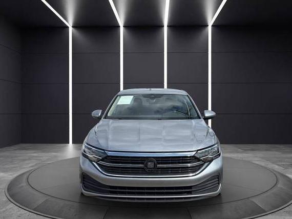 VOLKSWAGEN JETTA 2024 3VW5M7BU0RM044011 image