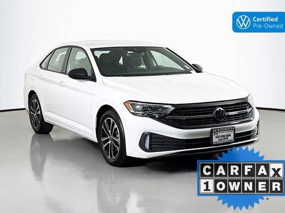 VOLKSWAGEN JETTA 2024 3VWBM7BU4RM086121 image