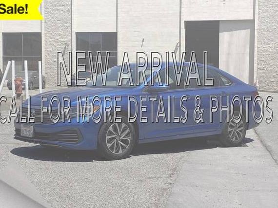 VOLKSWAGEN JETTA 2024 3VW5M7BU1RM059696 image