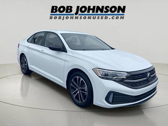 VOLKSWAGEN JETTA 2024 3VWBM7BU3RM089690 image