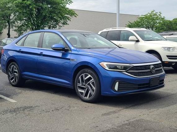VOLKSWAGEN JETTA 2024 3VWGM7BU4RM053755 image
