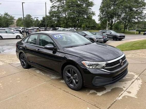 VOLKSWAGEN JETTA 2024 3VW7M7BU6RM072484 image