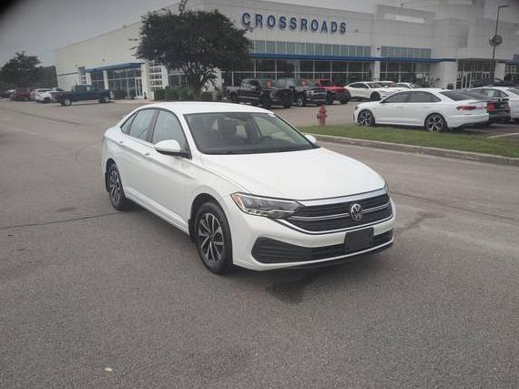 VOLKSWAGEN JETTA 2024 3VW5M7BU8RM102639 image