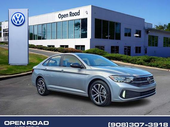 VOLKSWAGEN JETTA 2024 3VWBM7BU1RM080048 image