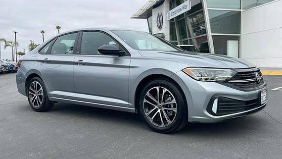 VOLKSWAGEN JETTA 2024 3VWBM7BU4RM004775 image