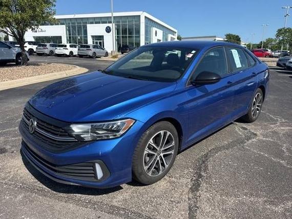 VOLKSWAGEN JETTA 2024 3VWBM7BU8RM057379 image