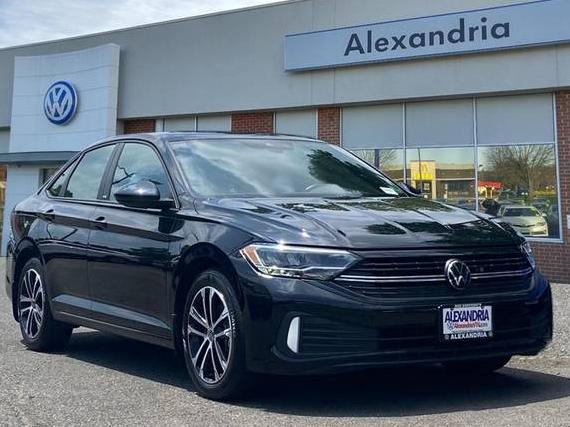 VOLKSWAGEN JETTA 2024 3VWBM7BU8RM082296 image