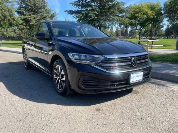 VOLKSWAGEN JETTA 2024 3VW5M7BU8RM054740 image