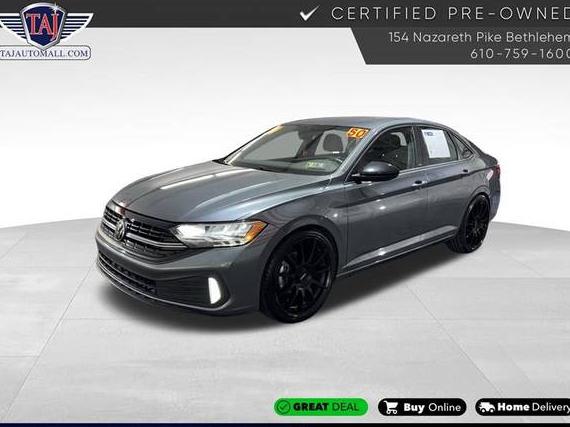 VOLKSWAGEN JETTA 2024 3VWBM7BU7RM010232 image