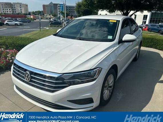 VOLKSWAGEN JETTA 2020 3VWCB7BUXLM018360 image