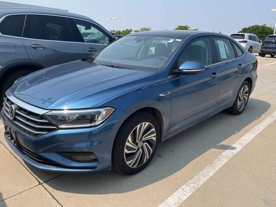 VOLKSWAGEN JETTA 2020 3VWGB7BU4LM032823 image