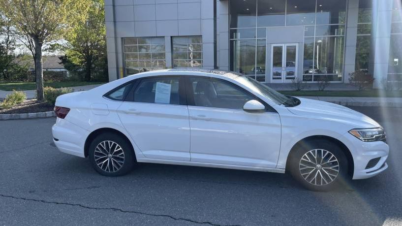 VOLKSWAGEN JETTA 2020 3VWC57BU0LM093625 image