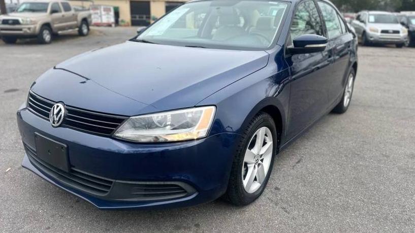 VOLKSWAGEN JETTA 2011 3VWLL7AJ2BM082072 image