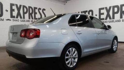 VOLKSWAGEN JETTA 2010 3VWRX7AJ3AM119403 image