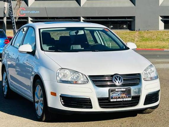 VOLKSWAGEN JETTA 2010 3VWRZ7AJ5AM162358 image