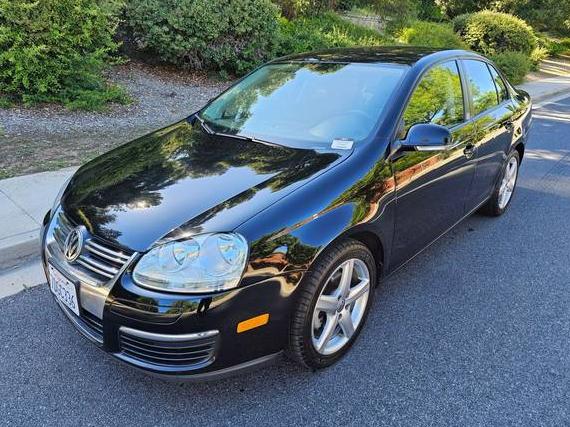 VOLKSWAGEN JETTA 2010 3VWAZ7AJ3AM107923 image