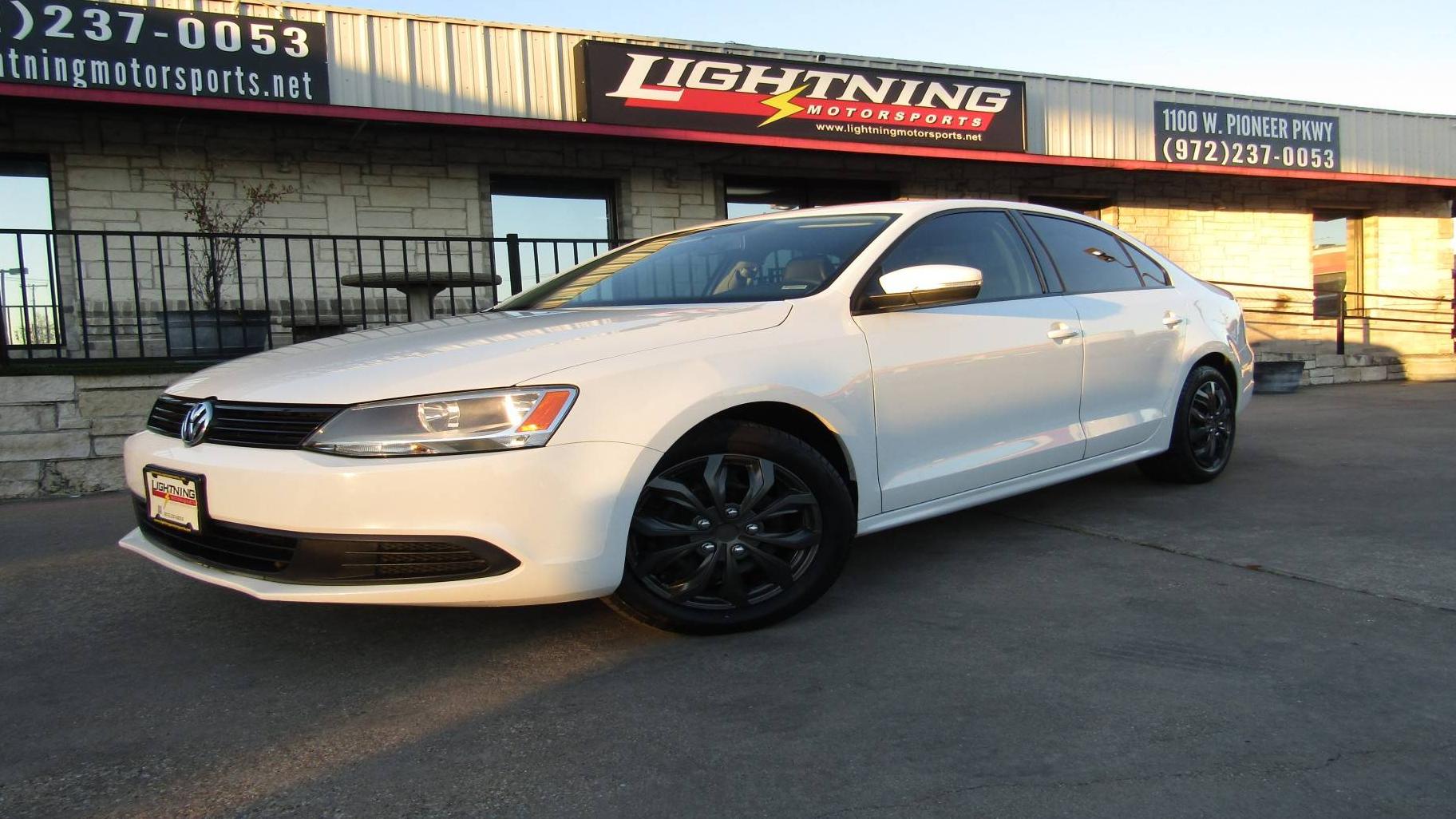 VOLKSWAGEN JETTA 2014 3VWD17AJ9EM238316 image