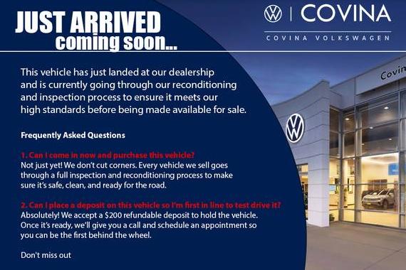 VOLKSWAGEN JETTA 2022 3VW7M7BUXNM003680 image