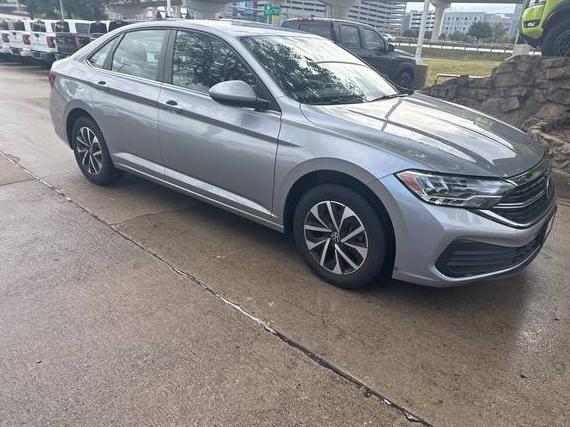 VOLKSWAGEN JETTA 2022 3VWCM7BU4NM014835 image