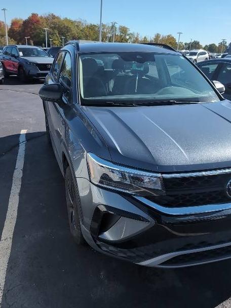 VOLKSWAGEN TAOS 2023 3VVDX7B20PM306824 image