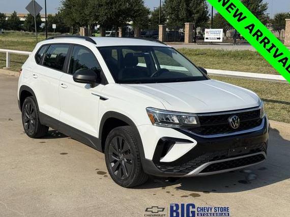 VOLKSWAGEN TAOS 2023 3VVCX7B22PM373968 image