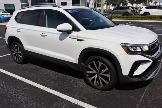 VOLKSWAGEN TAOS 2022 3VVTX7B20NM042125 image