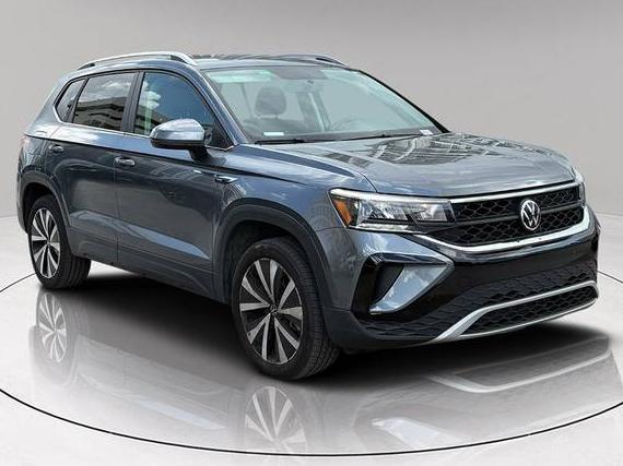 VOLKSWAGEN TAOS 2022 3VVRX7B2XNM035273 image