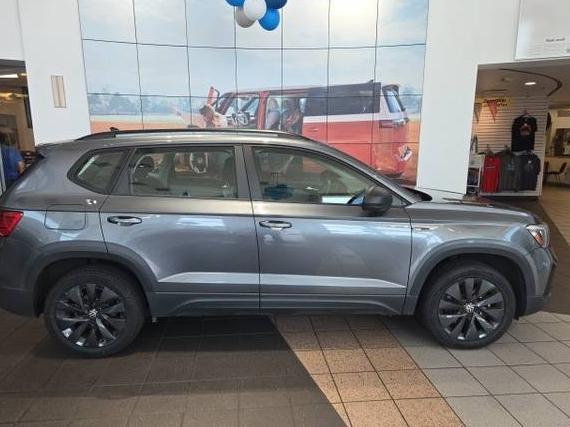 VOLKSWAGEN TAOS 2022 3VVDX7B24NM003252 image
