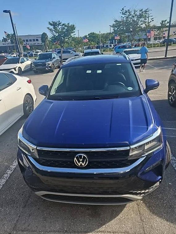 VOLKSWAGEN TAOS 2022 3VVTX7B22NM027884 image