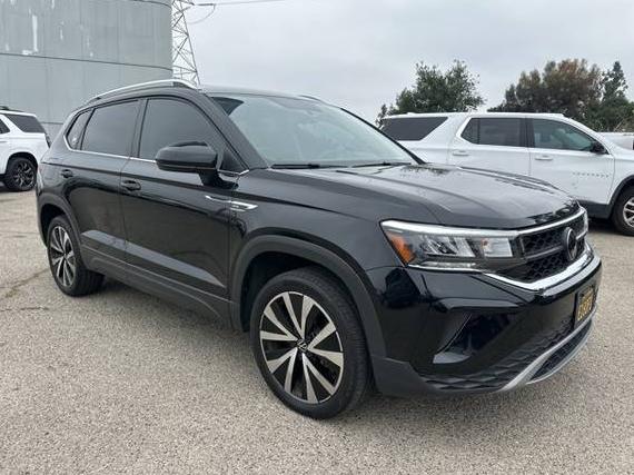 VOLKSWAGEN TAOS 2022 3VVTX7B2XNM084172 image