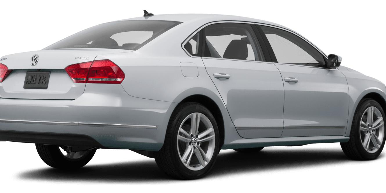 VOLKSWAGEN PASSAT 2016 1VWCT7A38GC063892 image