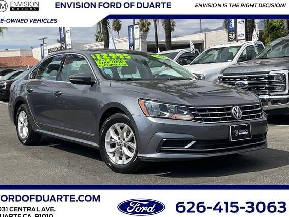 VOLKSWAGEN PASSAT 2016 1VWAT7A34GC014129 image