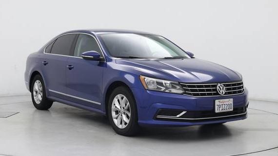 VOLKSWAGEN PASSAT 2016 1VWAT7A30GC010630 image