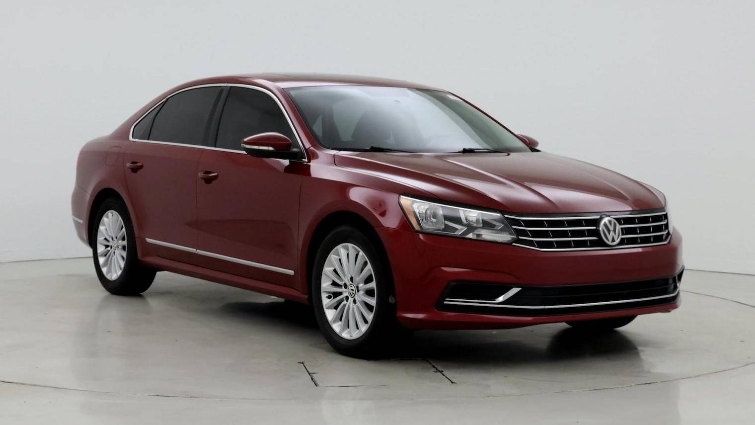 VOLKSWAGEN PASSAT 2016 1VWBS7A33GC039711 image