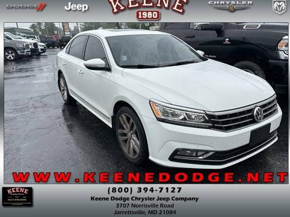 VOLKSWAGEN PASSAT 2016 1VWCT7A33GC056008 image